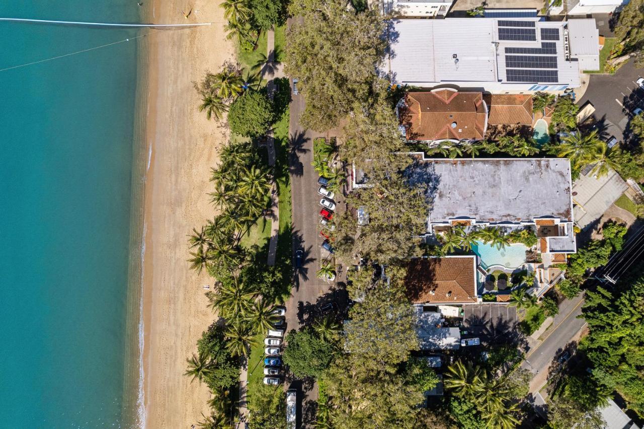 Alassio Apartments With Direct Pool Access Palm Cove Exterior photo