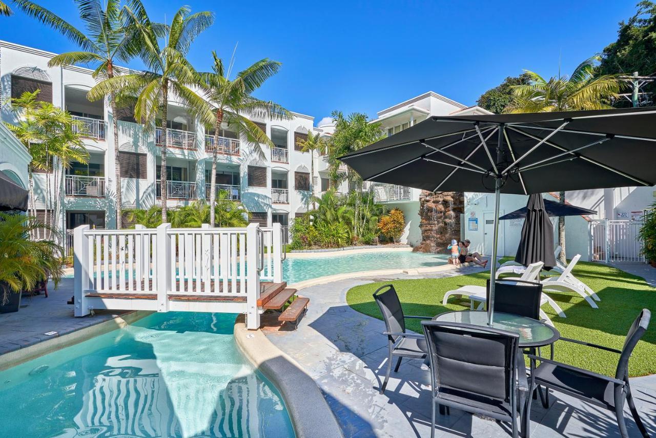 Alassio Apartments With Direct Pool Access Palm Cove Exterior photo