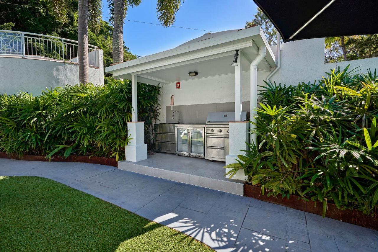 Alassio Apartments With Direct Pool Access Palm Cove Exterior photo